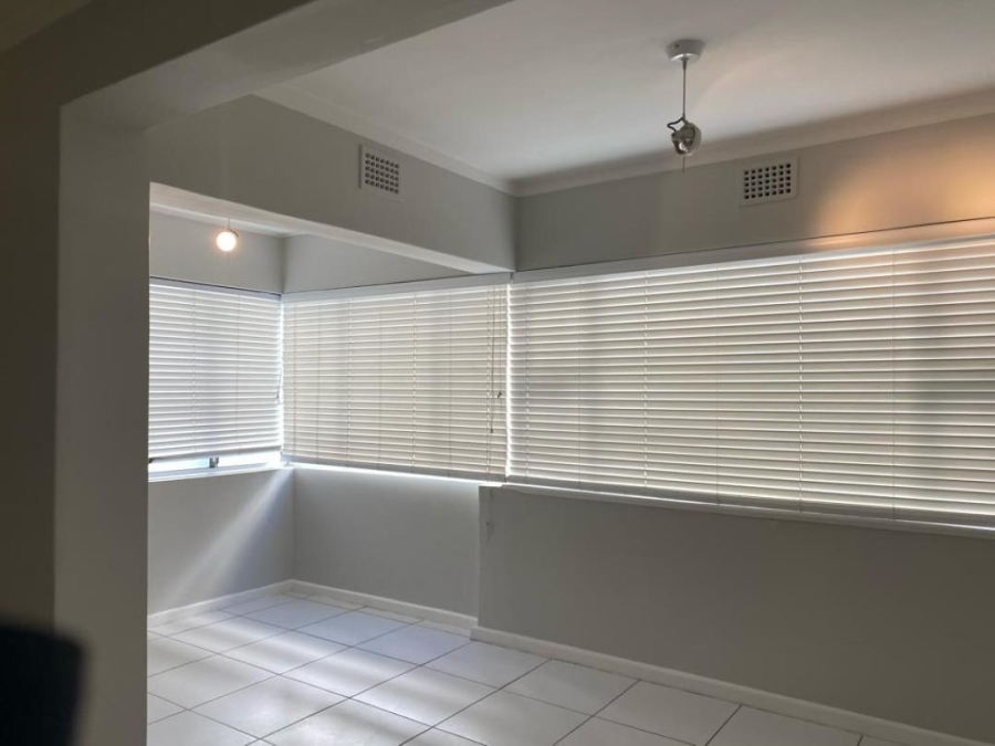 To Let 0 Bedroom Property for Rent in Sea Point Western Cape
